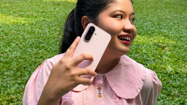 Samsung Galaxy A27 5G varian Light Pink. Foto: Kevin S. Kurnianto/kumparan.