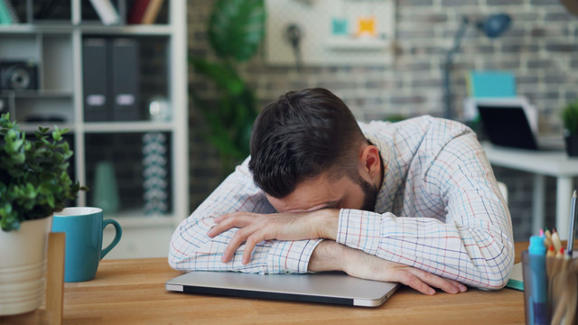 Ilustrasi Burnout. Gambar: Pexels.