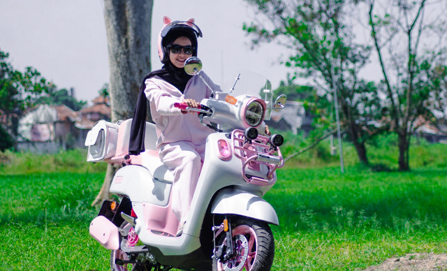 ilustrasi modifikasi motor perempuan. Foto: Yamaha