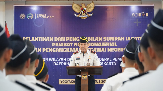 Pengankatan PNS dan Pelantikan Jabatan Perkuat SDM Kanwil Ditjenpas DIY (Sumber : Humas Kanwil Ditjenpas DIY)