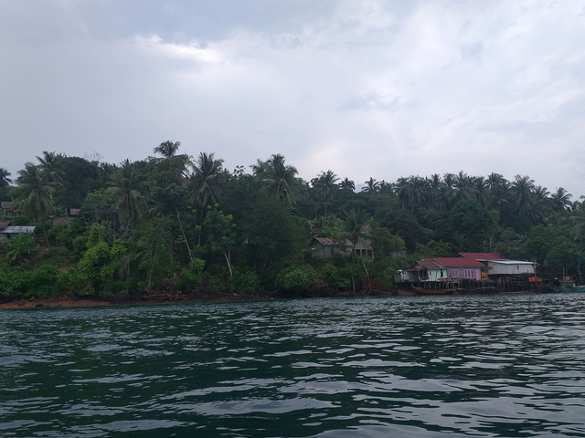 Perkampungan Orang Laut di Pulau Lipan, Desa Penuba, Kabupaten Lingga, Provinsi Kepri. Sumber: Dokumentasi Penulis, Juli 2026