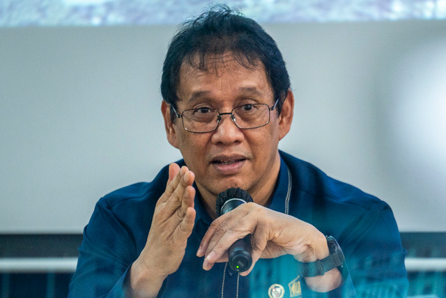 Menteri Keuangan Purbaya Yudhi Sadewa menjawab pertanyaan wartawan saat konferensi pers di Kantor Kementerian Keuangan, Jakarta, Rabu (5/8/2026). Foto: Bayu Pratama S/ANTARA FOTO