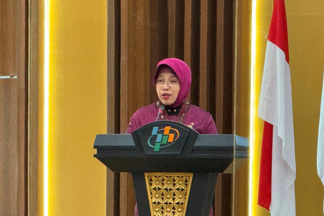 Kepala Badan Pusat Statistik (BPS) Amalia Adininggar Widyasanti memberikan sambutan pada acara Survei Kepuasan Layanan Haji Indonesia (SKLHI) 1447 H/2026 M di Kantor BPS, Jakarta Pusat, Kamis (6/8/2026). Foto: Zahira Hilman/kumparan