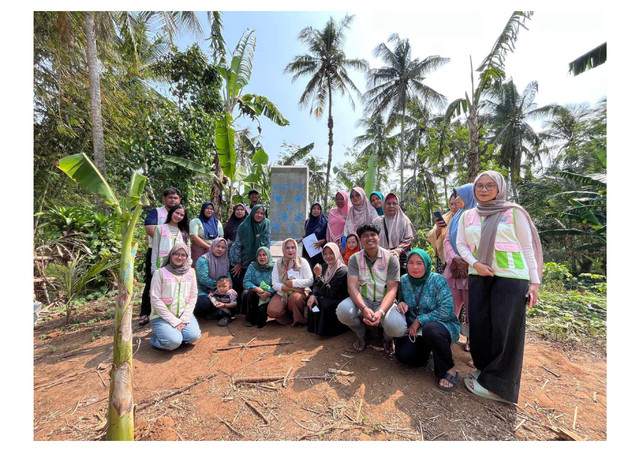 Peresmian incinerator Desa Wanasalam (Sumber: Dokumentasi Tim KKNT IPB 2026, Desa Wanasalam)