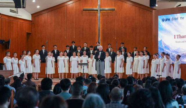 Harmoni musik memenuhi Auditorium Gedung D Universitas Pelita Harapan (UPH) Kampus Lippo Village pada Kamis, 16 Juli 2026. Melalui konser bertajuk ‘Solus Christus’, UPH Choir merayakan 21 tahun pelayanannya sebagai ungkapan syukur atas penyertaan Tuhan sejak berdiri pada 2005. Dok. Ist