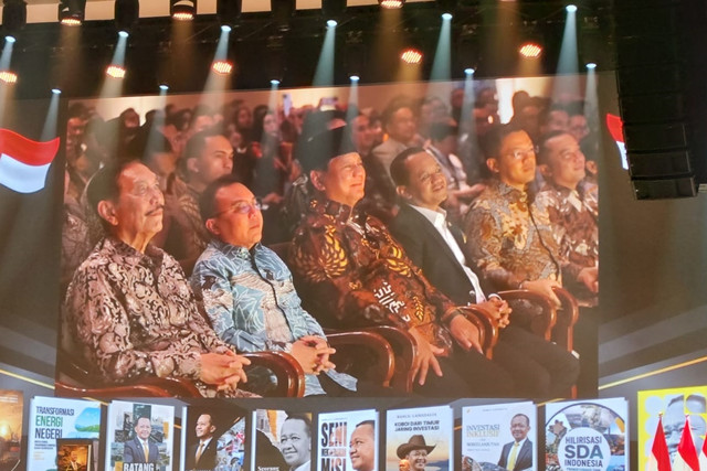 Presiden Prabowo Subianto menghadiri acara Peluncuran dan Bedah Buku "10 Karya Nyata untuk Negeri: Setengah Abad Bahlil Lahadalia" di Djakarta Theater, Jakarta Pusat, Jumat (7/8/2026). Foto: Jonathan Devin/kumparan