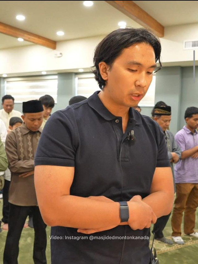Indra Priawan jadi Imam Salat Jumat di Masjid Indonesia Pertama di Kanada Barat. Dok. Instagram @masjidedmontonkanada