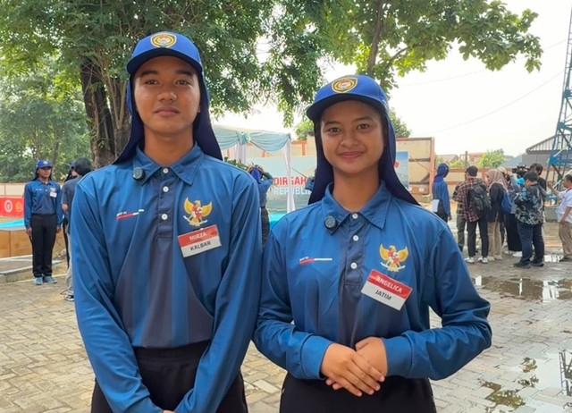 Calon Paskibraka Provinsi Kalimantan Barat, Mirza Rafi Navazi, dan Calon Paskibraka Provinsi Jawa Timur, Angelica Theona Putri. Foto: Zahira Hilman/kumparan