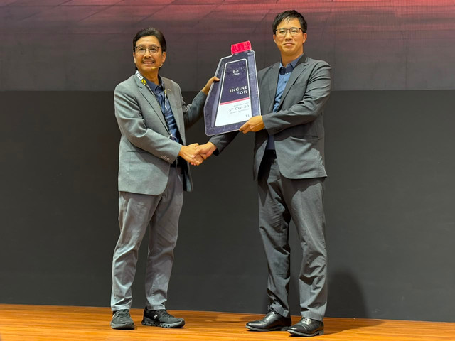 Peluncuran Mazda Genuine Oil terbaru di GIIAS 2026. Foto: Alvian Yoga Yulianto/kumparan