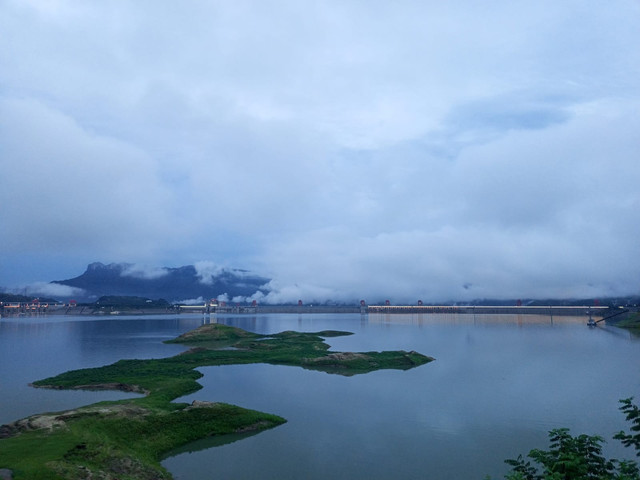 Pemandangan Sungai Yangtze dan Bendungan Tiga Ngarai di Yichang, Hubei, Tiongkok.Sumber: Dokumentasi Pribadi