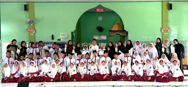 Dokumentasi Tim PKM-PM Edu_Trisipaka Dengan Mitra