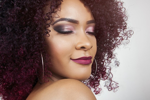 Ilustrasi beauty, makeup, woman. Foto: Pixabay