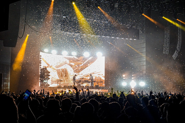 Ilustrasi Jadwal Konser Indonesia 2027. Foto: Unsplash/ Zachary Smith
