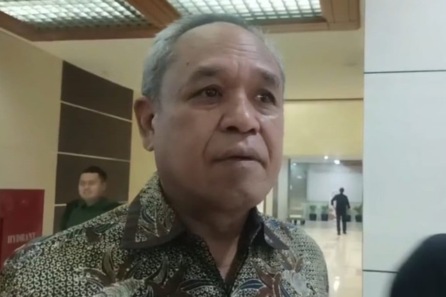 Wakil Ketua Umum Partai Demokrat Benny K Harman di Kompleks Parlemen, Senayan, Jakarta, Selasa (11/8/2026). Foto: Nasywa Athifah/kumparan