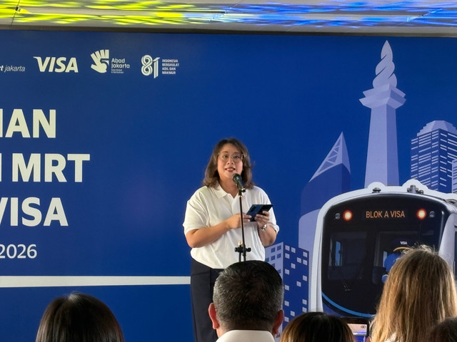 Country Manager Visa Indonesia, Vira Widiyasari saat memberi sambutan dalam Konferensi Pers Peresmian Stasiun MRT Blok A Visa, Selasa (11/8/2026). Foto: Nur Pangesti/kumparan