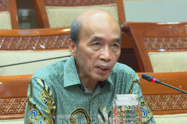 Tokoh pers nasional, Bambang Harymurti, saat memberikan masukan terkait RUU Perampasan Aset di Komisi III DPR, Selasa (11/8/2026). Foto: YouTube/ TVR Parlemen
