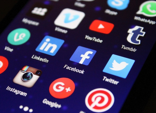 Ilustrasi media, social media, apps. Foto: Pixabay