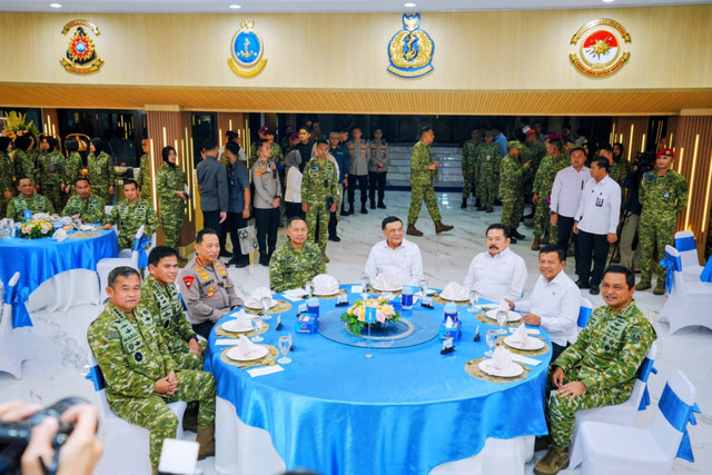 Silaturahmi antara Menko Polkam, Panglima TNI, Kapolri, Jaksa Agung, Kepala BIN di Mabes TNI AL. Foto: Dok. Istimewa