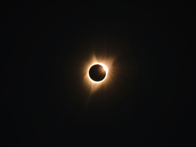 Ilustrasi Gerhana Matahari 12 Agustus 2026 Berapa Menit. Foto: Unsplash/Mark Basarab