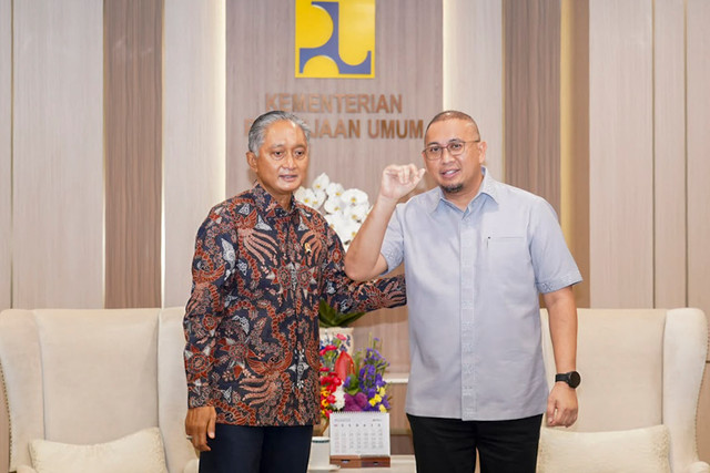 Wakil Ketua Komisi VI DPR RI Andre Rosiade seusai menemui Menteri Pekerjaan Umum (PU) Dody Hanggodo di Kantor Kementerian PU, Jakarta, Rabu (12/8/2026). Foto: Dok. Istimewa