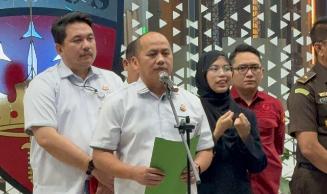 Kapuspenkum Kejagung Anang Supriatna dalam konferensi pers terkait kasus transfer pricing Toba Pulp, di Gedung Bundar Jampidsus Kejagung, Jakarta Selatan, Rabu (12/8/2026). Foto: Iqbal Firdaus/kumparan