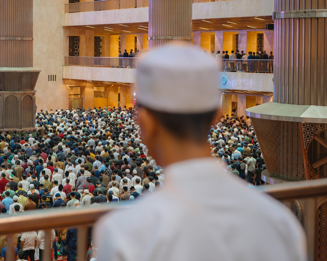 Ilustrasi Khutbah Jumat Bulan Rabiul Awal. Foto: Unsplash.com/Alim