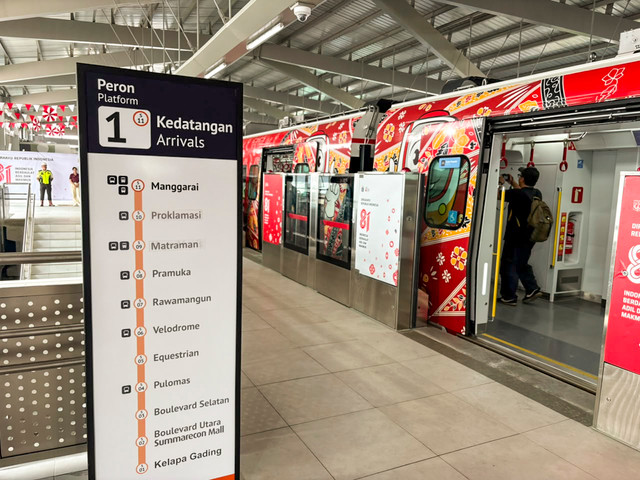 Suasana Stasiun LRT Jakarta Manggarai jelang peresmian jalur Kelapa Gading-Manggarai, Kamis (13/8/2026). Foto: Nauval Pratama/kumparan
