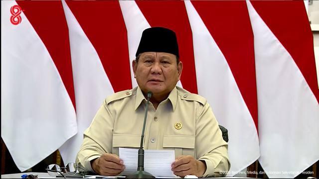 Presiden Prabowo mengahdiri secara daring acara Peresmian 3.395 Jembatan TNI Polri dan 3.000 Sumber Air Bersih TNI AD, pada Kamis (13/8/2026). Foto: YouTube/ Sekretariat Presiden