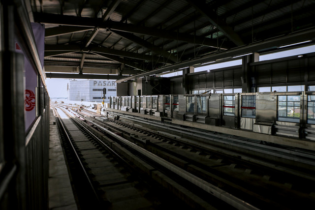 Suasana Stasiun LRT Manggarai, Jakarta, Kamis (13/8/2026). Foto: Jamal Ramadhan/kumparan