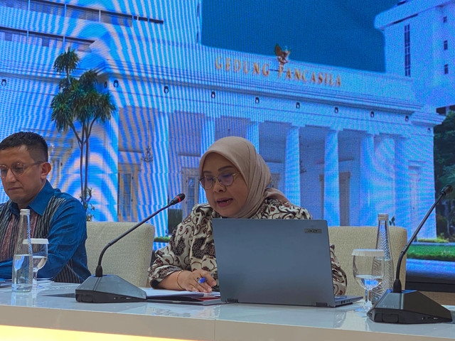 Direktur Pelindungan Warga Negara Indonesia (PWNI) Kementerian Luar Negeri, Heni Hamidah, pada Press Briefing Mengenai Isu Terkini Polugri di Kementerian Luar Negeri, Jakarta, Kamis (13/8/2026). Foto: Aditya Nugraha/kumparan