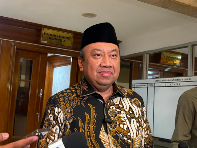 Wakil Ketua Komisi X Lalu Hadrian Irfani di Kompleks Parlemen, Senayan, Jakarta, Kamis (13/8/2026). Foto: Nasywa Athifah/kumparan