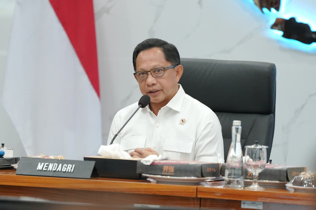 Kemendagri dan Badan Gizi Nasional (BGN) memperkuat kerja sama untuk mengoptimalkan tata kelola Program Makan Bergizi Gratis (MBG) melalui Rapat Koordinasi Khusus dan penandatanganan perjanjian kerja sama di Jakarta, Kamis (13/8/2026). Foto: Kemendagri RI