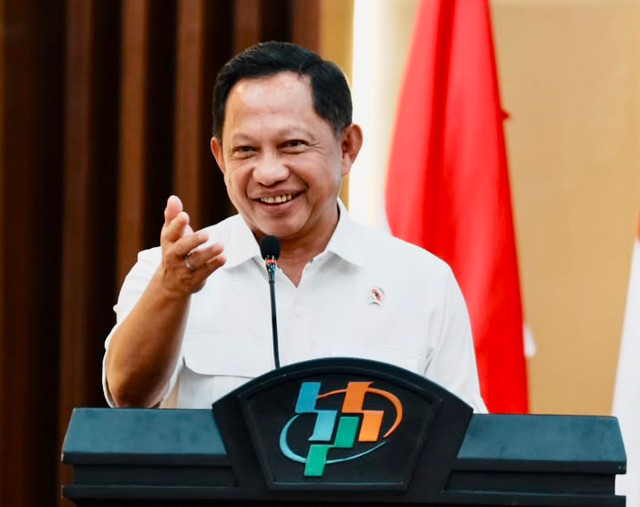 Mendagri Tito Karnavian saat menghadiri acara Rilis Publikasi Statistik Perumahan Tahun 2026 di Kantor Pusat BPS RI, Jakarta, Kamis (13/8/2026). Foto: Kemendagri RI