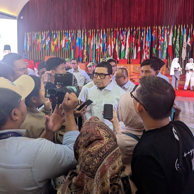 Oleh Dr. Ahmad Doli Kurnia Tandjung, Ketua Umum Lembaga Pemberdayaan Masyarakat Republik Indonesia (LPM RI). Dok. Istimewa.