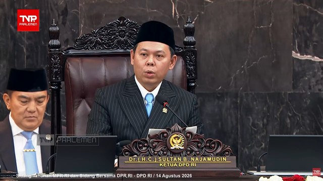 Ketua DPD RI Sultan Bachtiar Najamudin saat pimpin Sidang Tahunan DPR/MPR, Jumat (14/8/2026). Foto: YouTube/ TVR Parlemen