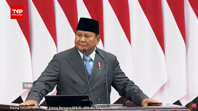 Presiden, Prabowo Subianto, memberikan sambutan dalam sidang Tahunan, Jumat (14/8/2026). Foto: YouTube/ TVR Parlemen
