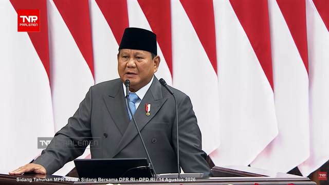 Presiden, Prabowo Subianto, memberikan sambutan dalam sidang Tahunan, Jumat (14/8/2026). Foto: YouTube/ TVR Parlemen