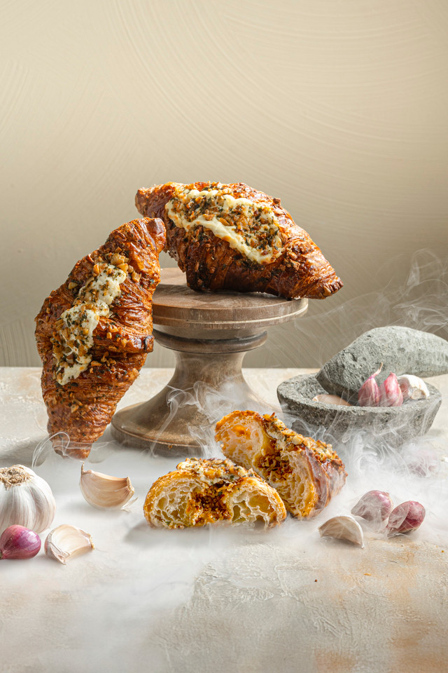 Spesial croissant dengan cita rasa khas Indonesia buat sambut momen 17 Agustus ala bakery Paris Baguette. Foto: Dok. Paris Baguette