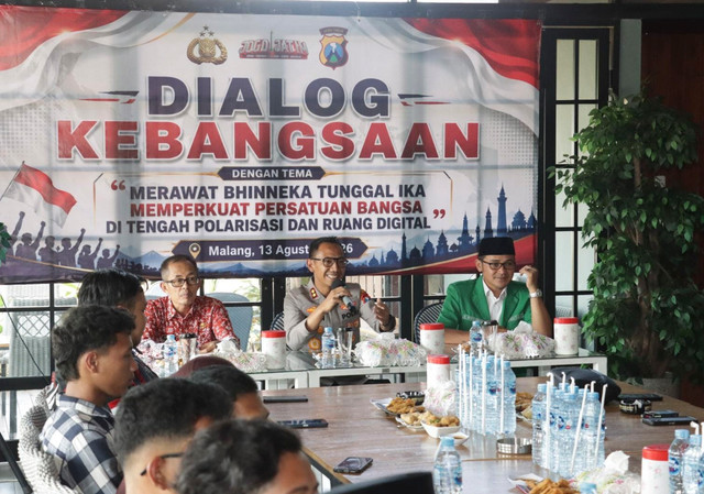 Kapolres Malang saat diskusi kebangsaan bersama mahasiswa, tokoh kepemudaan, dan organisasi kepemudaan di Kab. Malang, Jumar (14/8/2026). Foto: Dok. Istimewa