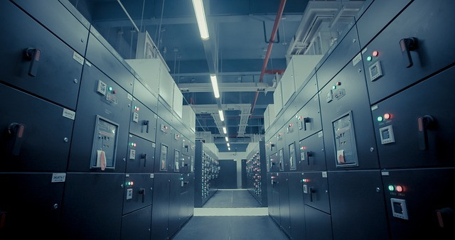 Ilustrasi electrical, data center, electrical cabinet. Foto: Pixabay