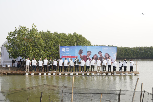 InJourney Airports gelar penanaman bibit mangrove dalam memperingati HUT ke-81 Republik Indonesia di Desa Patramanggala, Kecamatan Kemiri, Kabupaten Tangerang pada Jumat (14/8/2026). Foto: Dok. InJourney