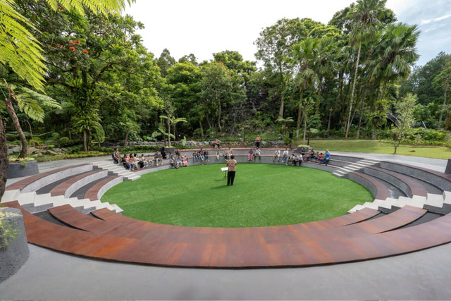 Suasana di wahana superwhells di Echanting Valley, Puncak, Bogor, Jawa Barat, Sabtu (15/8/2026). Foto: Dok. kumparan