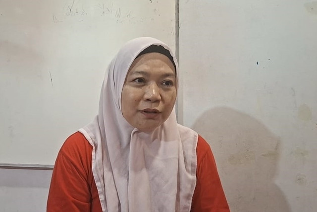 Kristina Iin Dwiyanti, guru sekaligus Kepala Sekolah Sekolah Alternatif Anak Jalanan (Saaja), Rasuna Said, Jakarta Selatan, Sabtu (15/8/2026). Foto: Pradya Tirta/kumparan