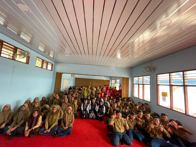 Dokumentasi TIM KKN-R 2 UNDIP - SIDOREJO LOR