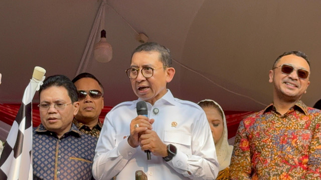 Sambutaan dan doorstop Menteri Kebudayaan Fadli Zon pada acara Tapak Tilas Proklamasi di Museum Perumusan Naskah Proklamasi, Menteng, Jakarta, Minggu (16/8/2026). Foto: Joakhim Tharob/kumparan