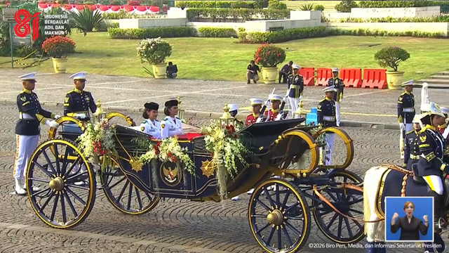 Kirab benda pusaka dan teks Proklamasi menjadi salah satu rangkaian dalam peringatan HUT ke-81 Kemerdekaan Republik Indonesia, Senin (17/8/2026). Foto: YouTube/ Sekretariat Presiden
