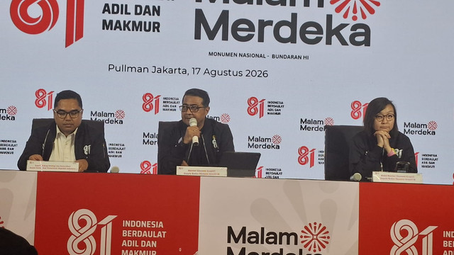 Sambutan oleh Deputi Bidang Strategi dan Komunikasi Badan Komunikasi (Bakom) RI, Fahd Pahdepie pada Konferensi Pers persiapan acara Malam Merdeka di Ballroom Hotel Pullman, Jakarta Pusat, Senin (17/8/2026). Foto: Pradya Tirta/kumparan