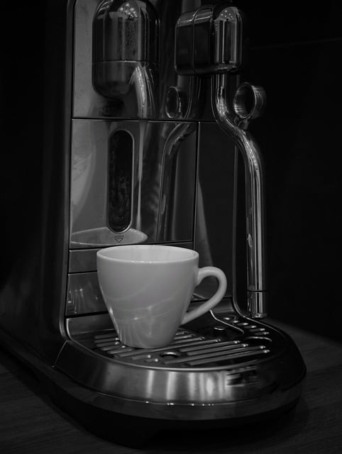 Ilustrasi coffee machine, coffee cup, coffee. Foto: Pixabay