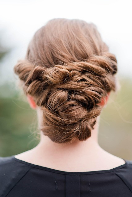 Ilustrasi hair, hairstyle, brunette. Foto: Pixabay