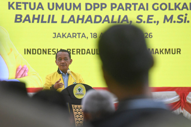 Ketua Umum Partai Golkar Bahlil Lahadalia menyampaikan pidatonya pada Pengarahan Ketua Umum DPP Partai Golkar dalam rangka HUT Ke-81 Kemerdekaan Republik Indonesia di Kantor DPP Partai Golkar, Jakarta, Selasa (18/8/2026). Foto: Muhammad Adimaja/ANTARA FOTO